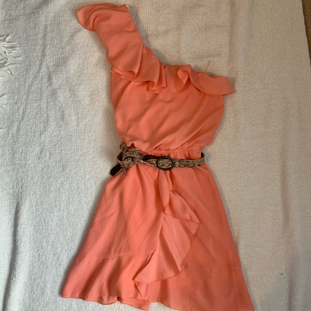 Mini, ruffle detail one shoulder dress.